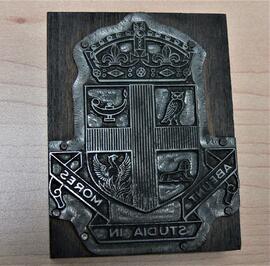 Victoria University crest zinc engraving plate