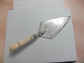 Trowel