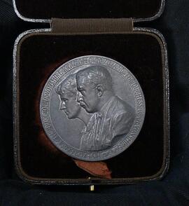 Governor general's medal (the Duke of Devonshire)